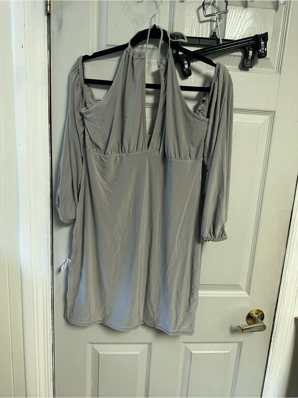 PrettyLittleThing Grey Cold-Shoulder Halter V-Neck Tunic